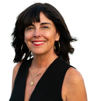 About Nicole C Weiss